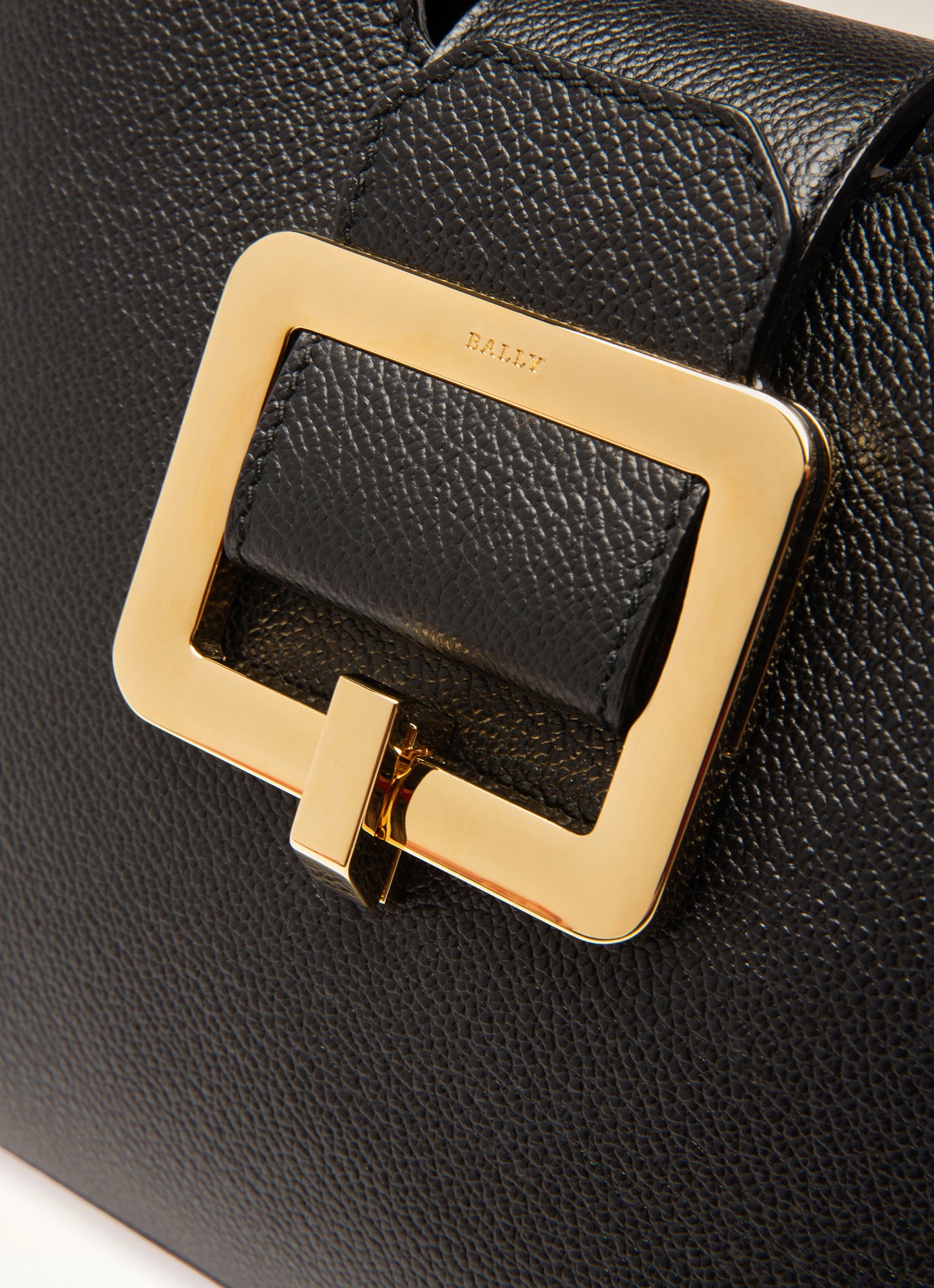 Jorah Leather Top Handle Bag In Black
