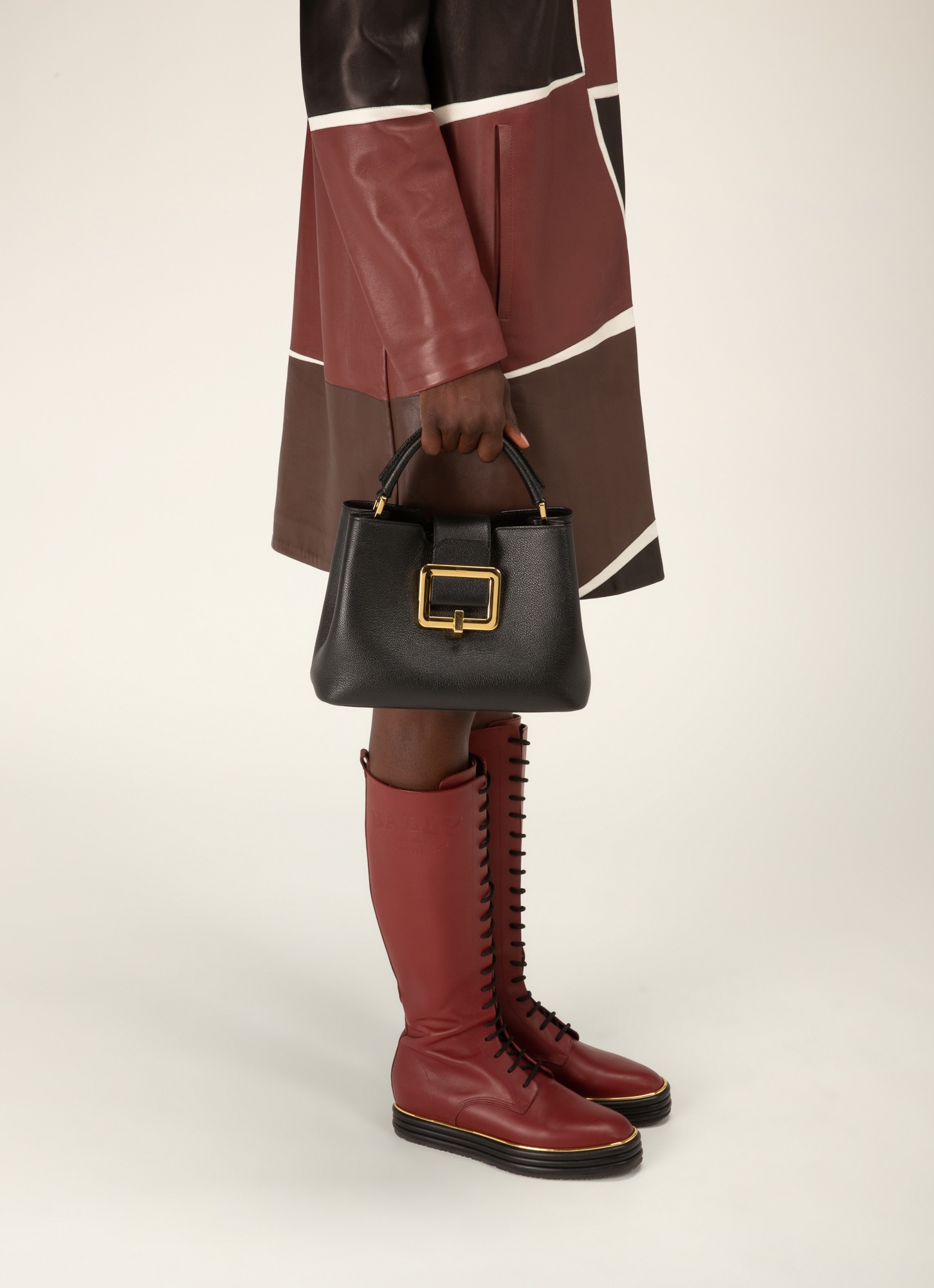 Jorah Leather Top Handle Bag In Black
