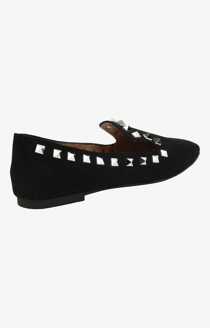 Nina-S Black Closed Flats & Ballerinas