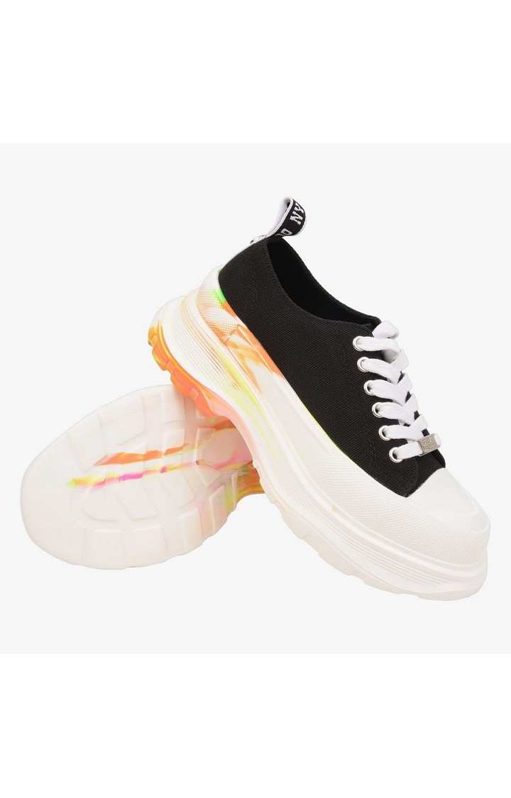 Capulet Black Sneakers