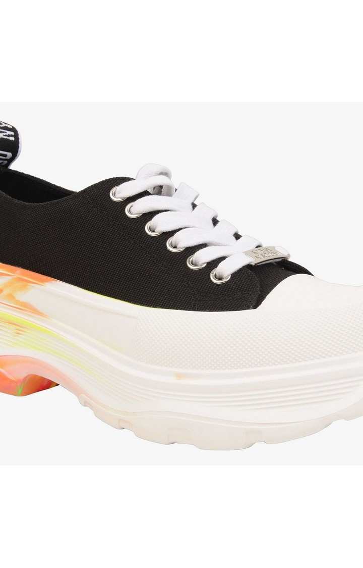 Capulet Black Sneakers
