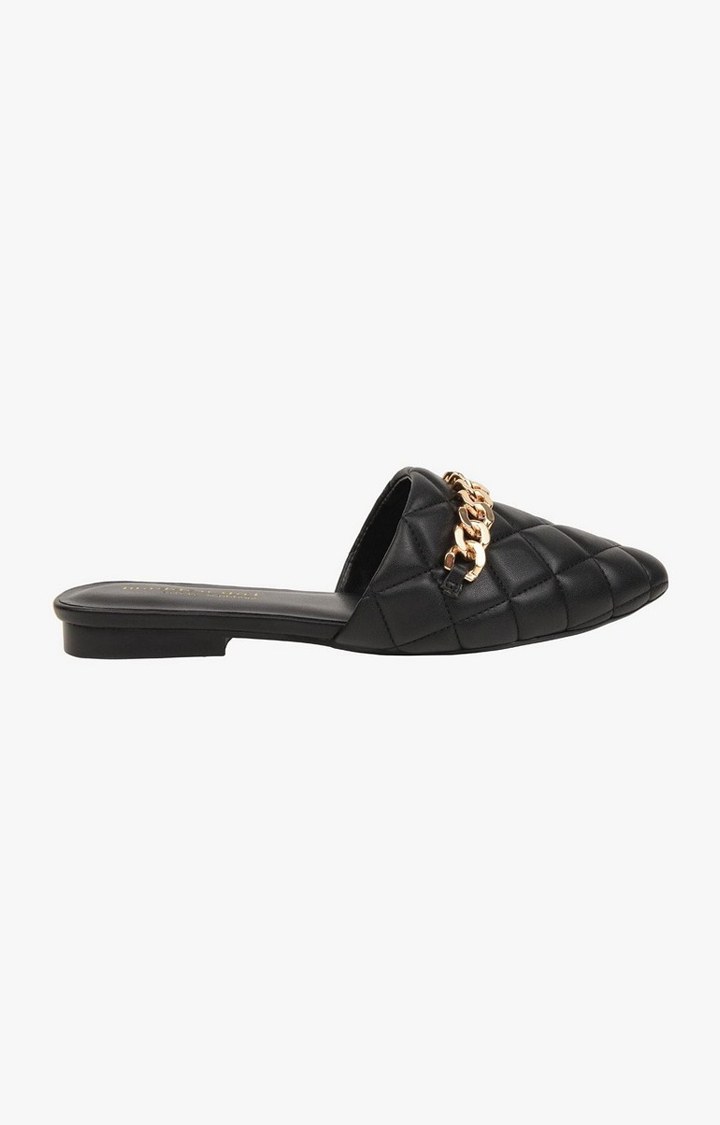 Squad Black Closed Flats & Ballerinas