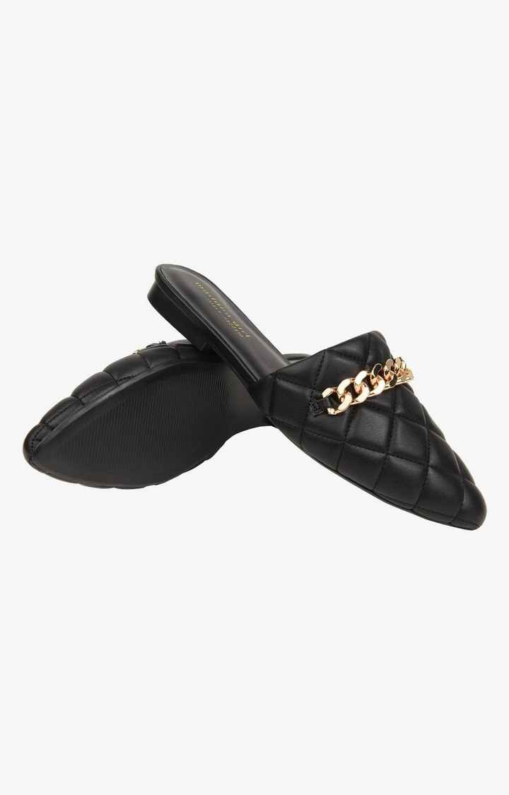 Squad Black Closed Flats & Ballerinas