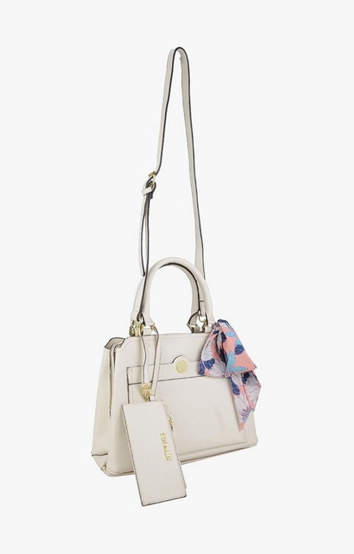 Bbeijing White Handbags