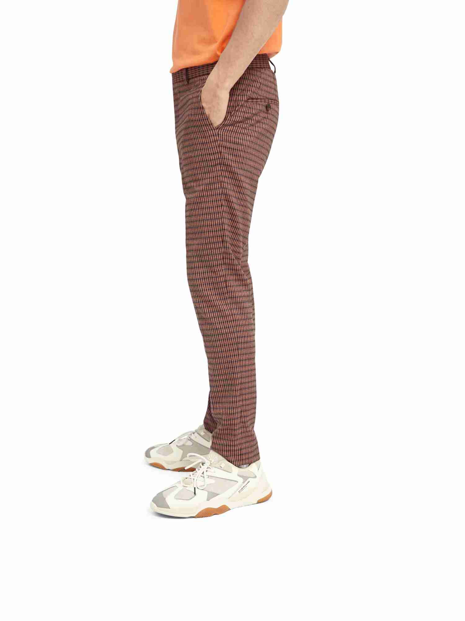 https://cdn.fynd.com/v2/falling-surf-7c8bb8/fyprod/wrkr/products/pictures/item/free/original/000000410287291014/PKd0ATucal-410287291_0219_9.jpg