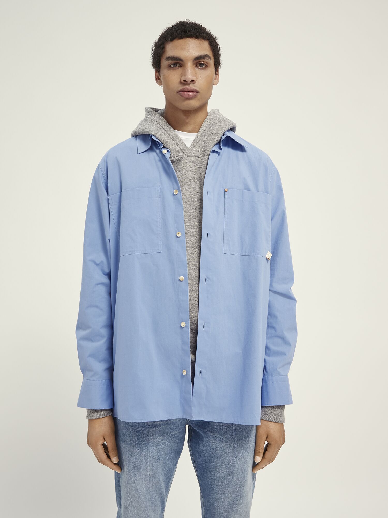 https://cdn.fynd.com/v2/falling-surf-7c8bb8/fyprod/wrkr/products/pictures/item/free/original/000000410287308004/rcZPPnthDu-410287308_4155_11.jpg