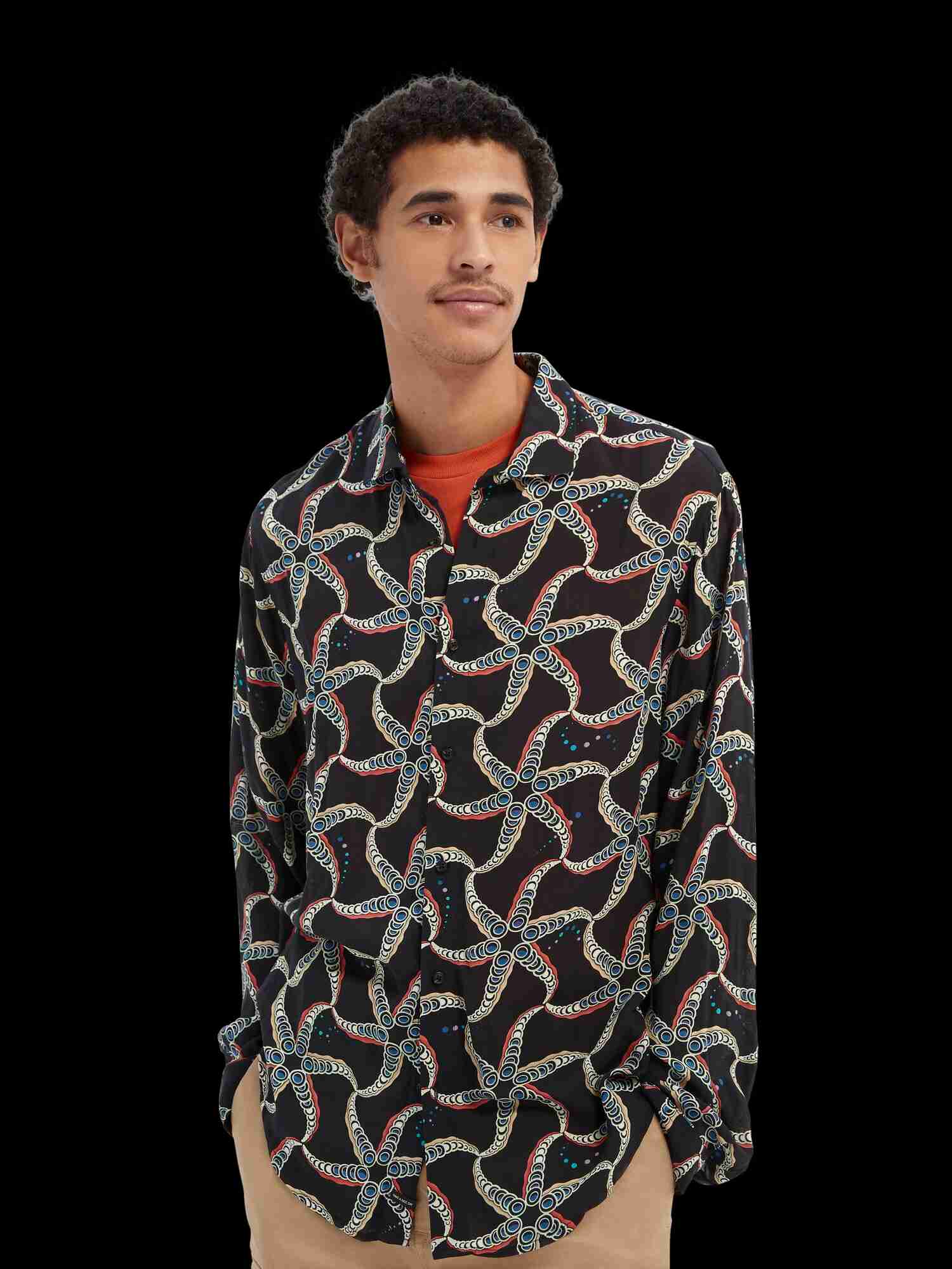 https://cdn.fynd.com/v2/falling-surf-7c8bb8/fyprod/wrkr/products/pictures/item/free/original/000000410287314004/Mzm8K9Yn9V-410287314_0217_6.jpg