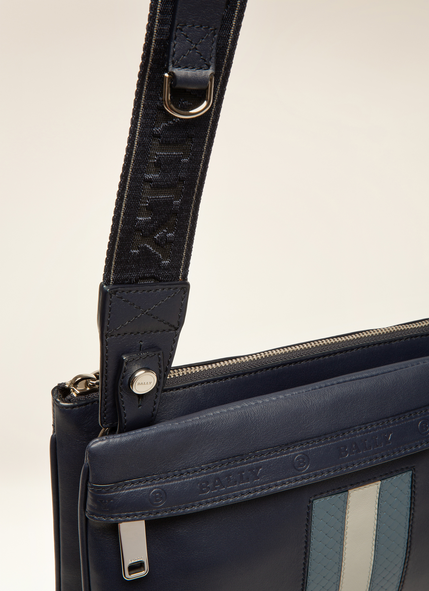 Harvey Cross Body Bag