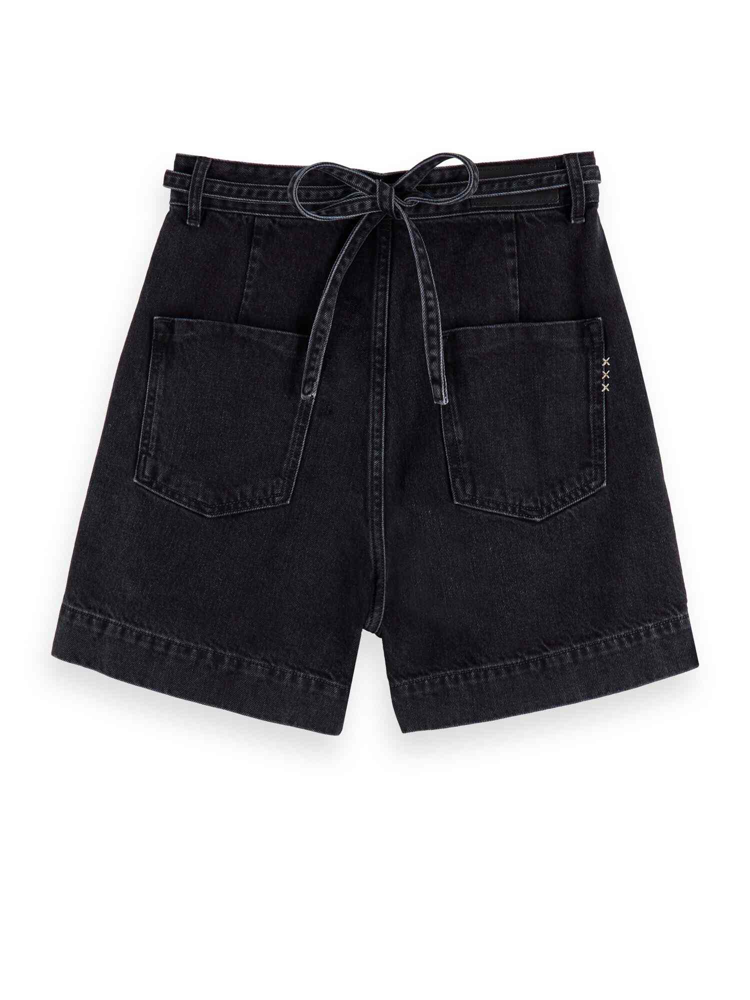 BOYFRIEND SHORTS - BLACK BUTTER