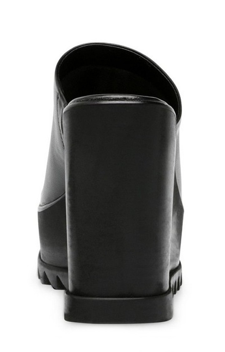 Entrapment Black Wedges