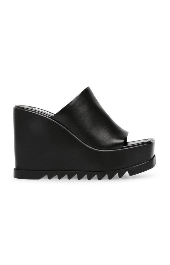 Entrapment Black Wedges