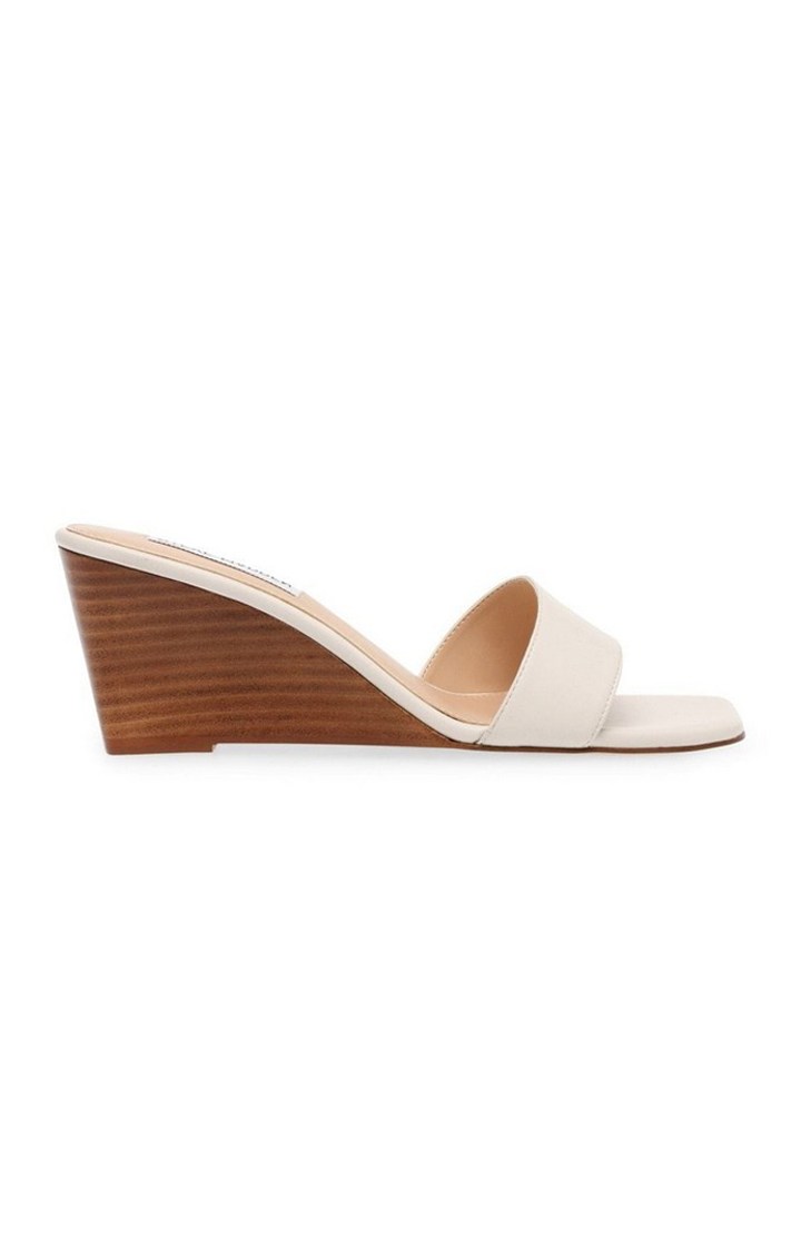 Redah Beige Wedges