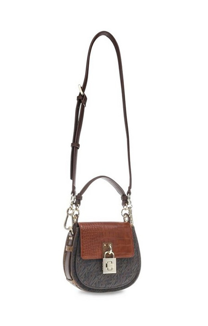 Blatte Beige Handbags