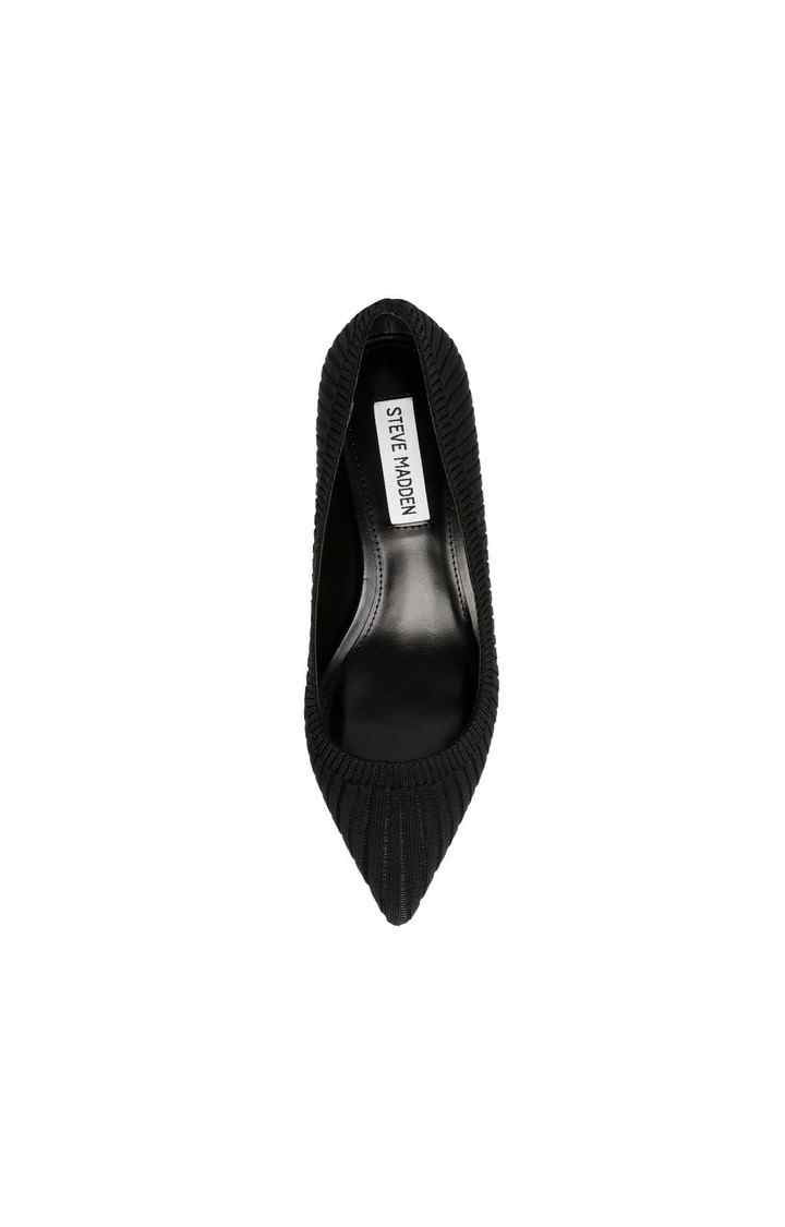 Sabrinah-K Black Pumps