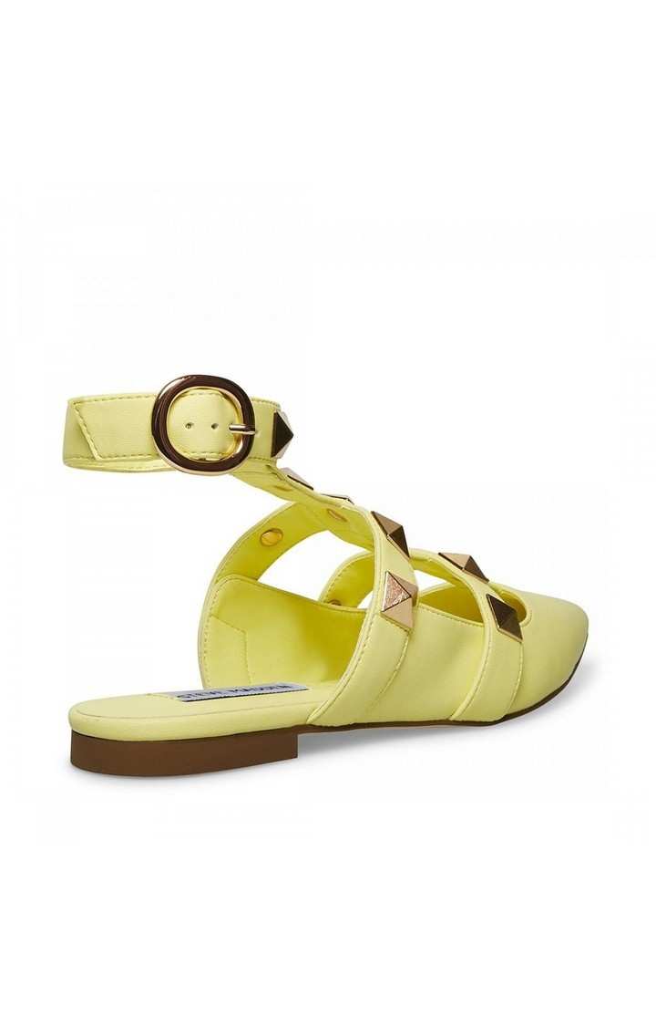 Florencia Yellow Closed Flats & Ballerinas