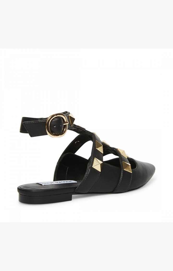 Florencia Black Closed Flats & Ballerinas