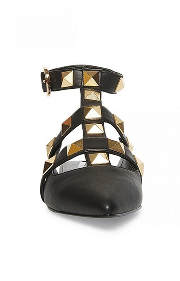 Florencia Black Closed Flats & Ballerinas
