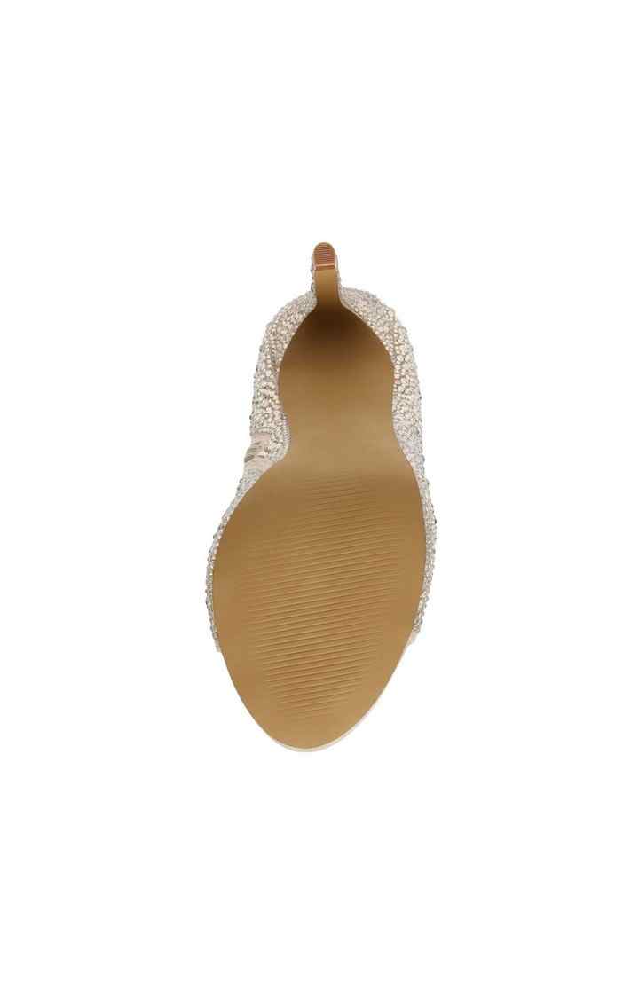 Dispute-R Gold Heel Sandals