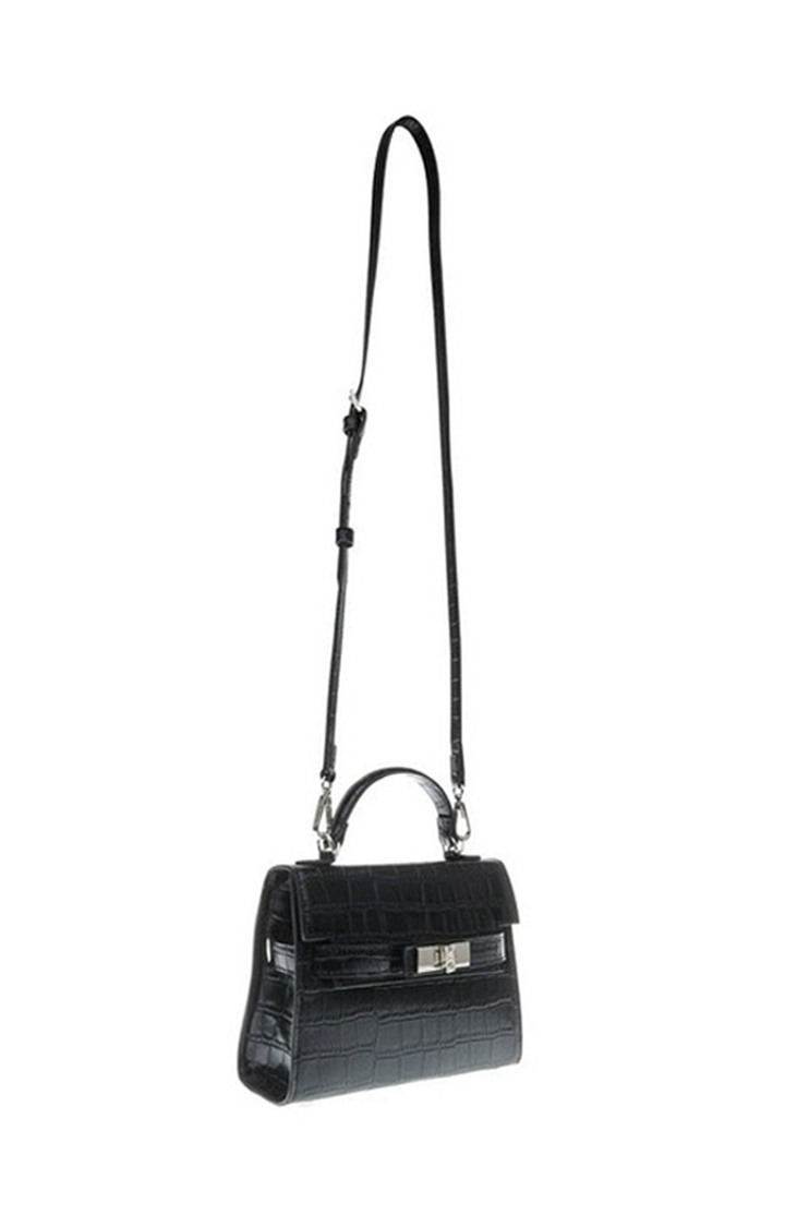 Bjulieta Black Handbags