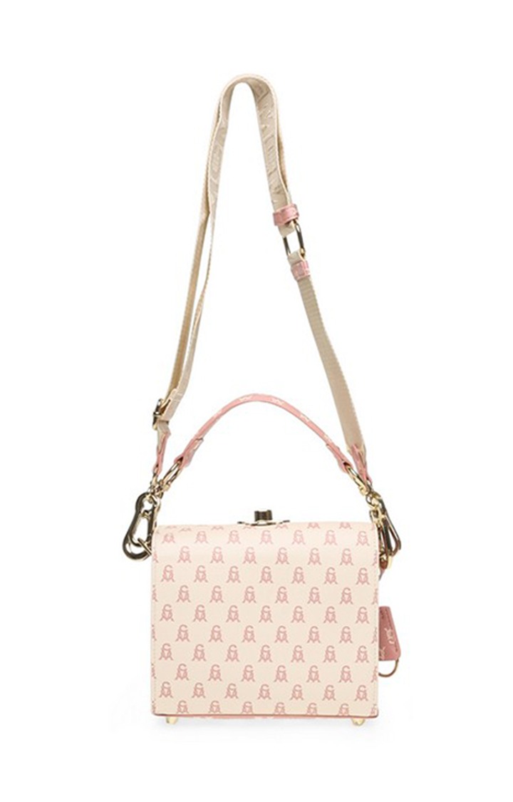 Bkrome White Handbags