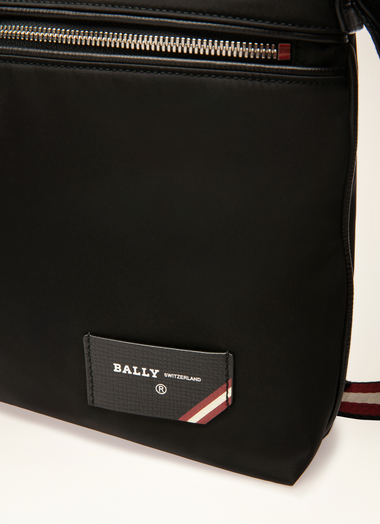 Ferdi Cross Body Bag