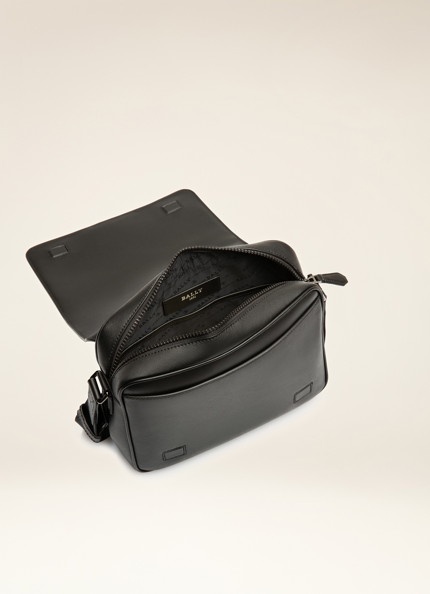 Mylo Leather Messenger Bag