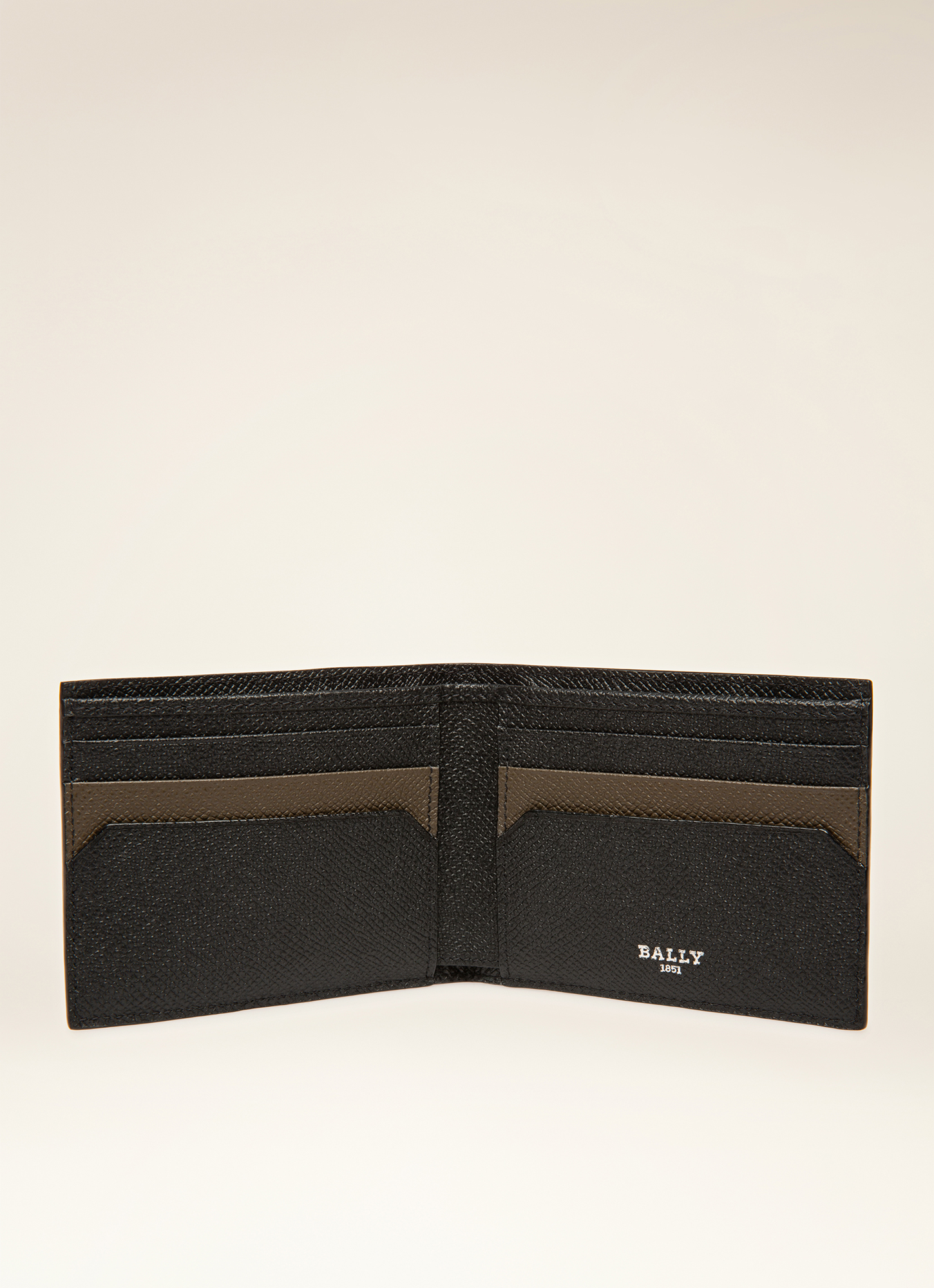 Bevye Black Leather Wallet