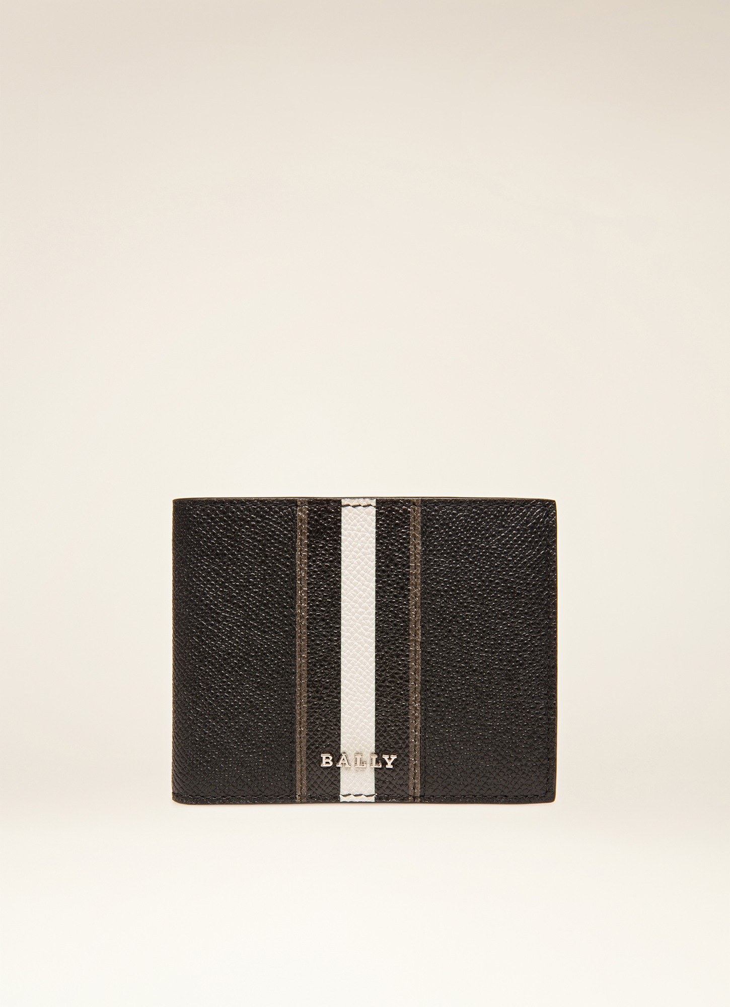 Bevye Black Leather Wallet