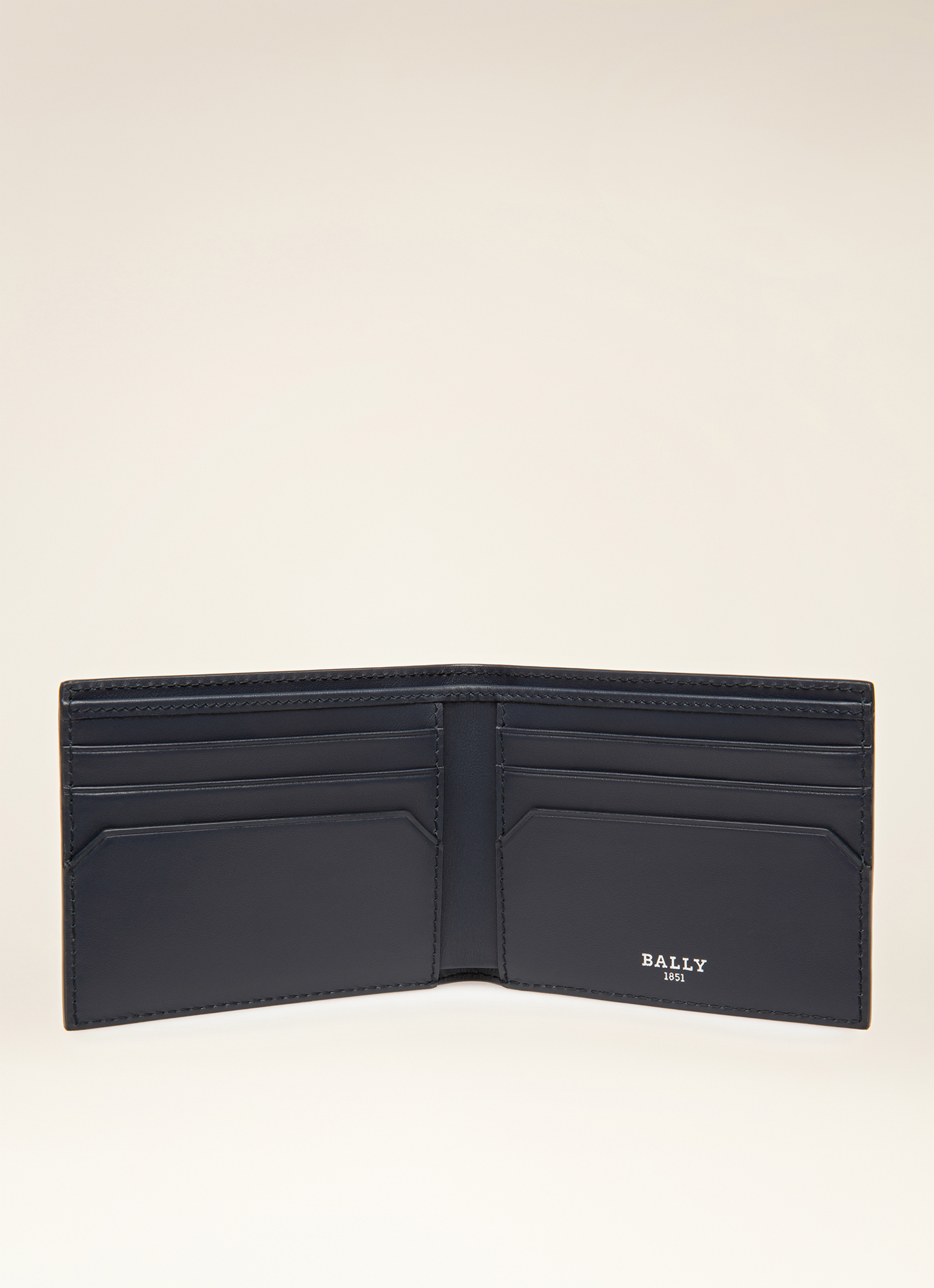 Bevye Black Leather Wallet