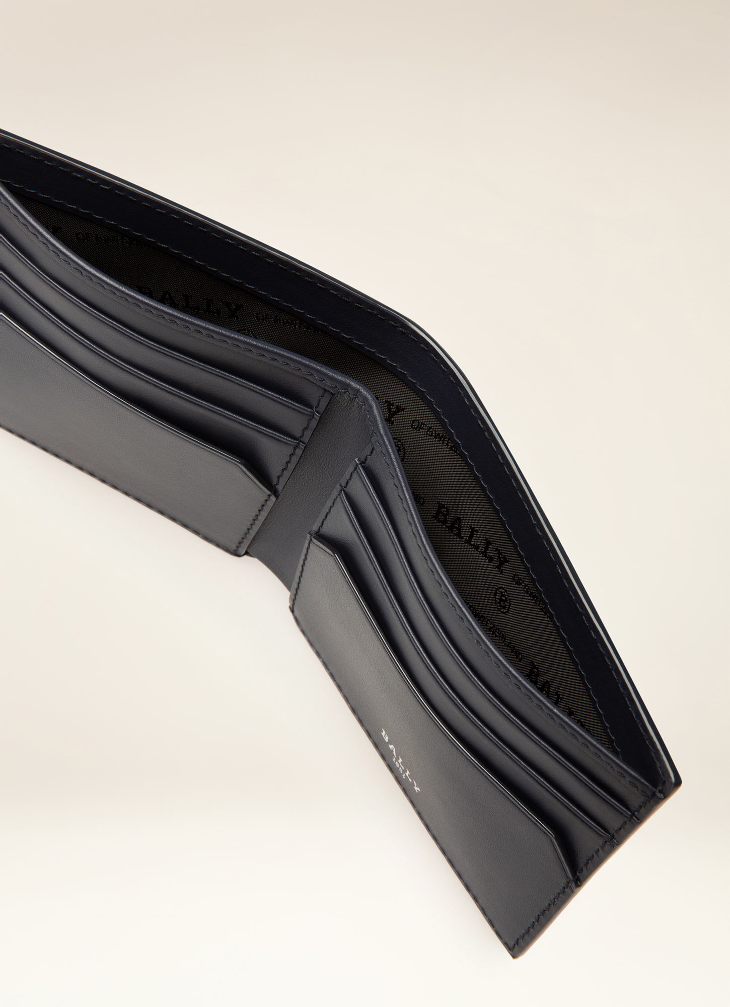 Bevye Black Leather Wallet