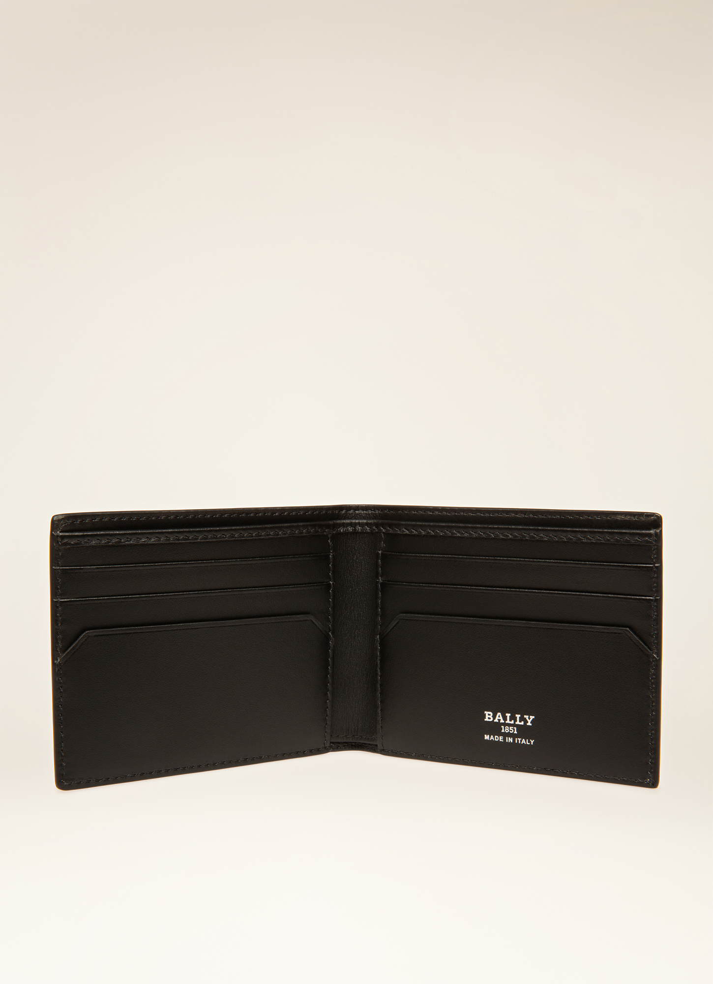 Bevye Multi Leather Wallet