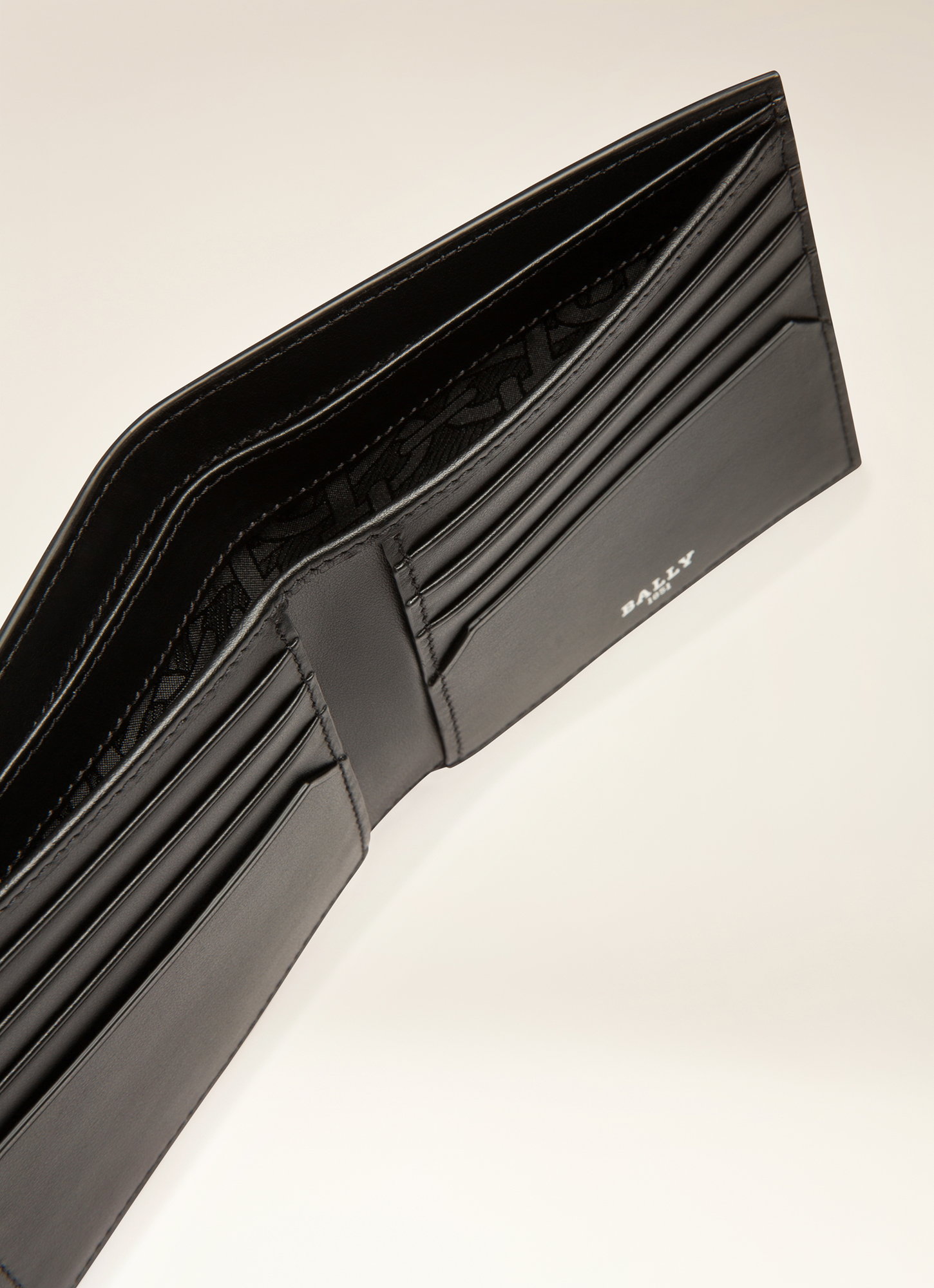 Brasai Leather Wallet In Black
