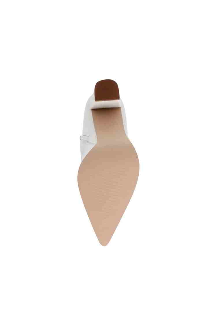 Negotiate White Boots