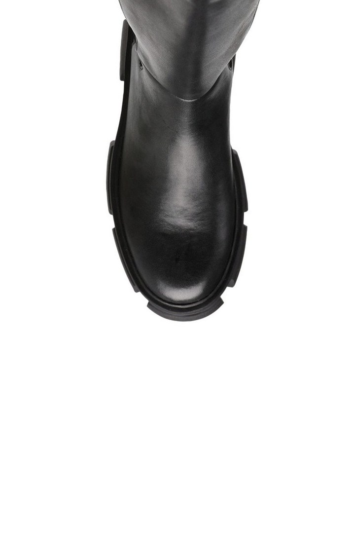 Transcend Black Boots
