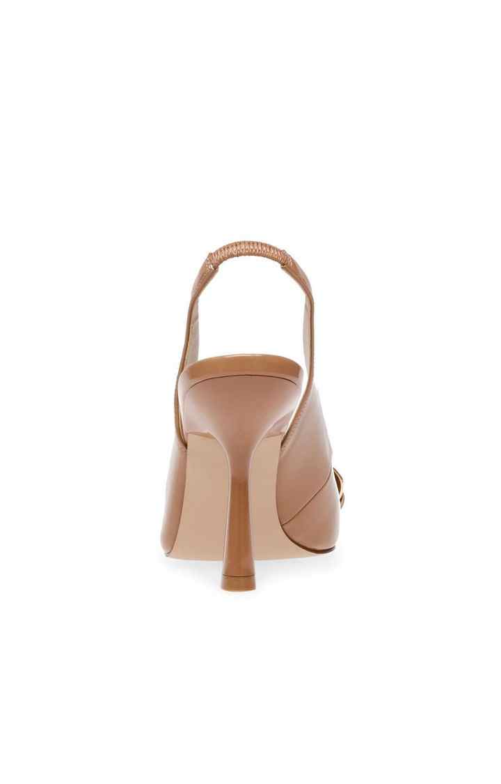Jazzily Natural Pumps