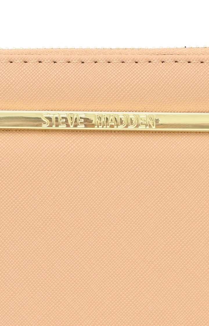 Bzippy Beige Handbags