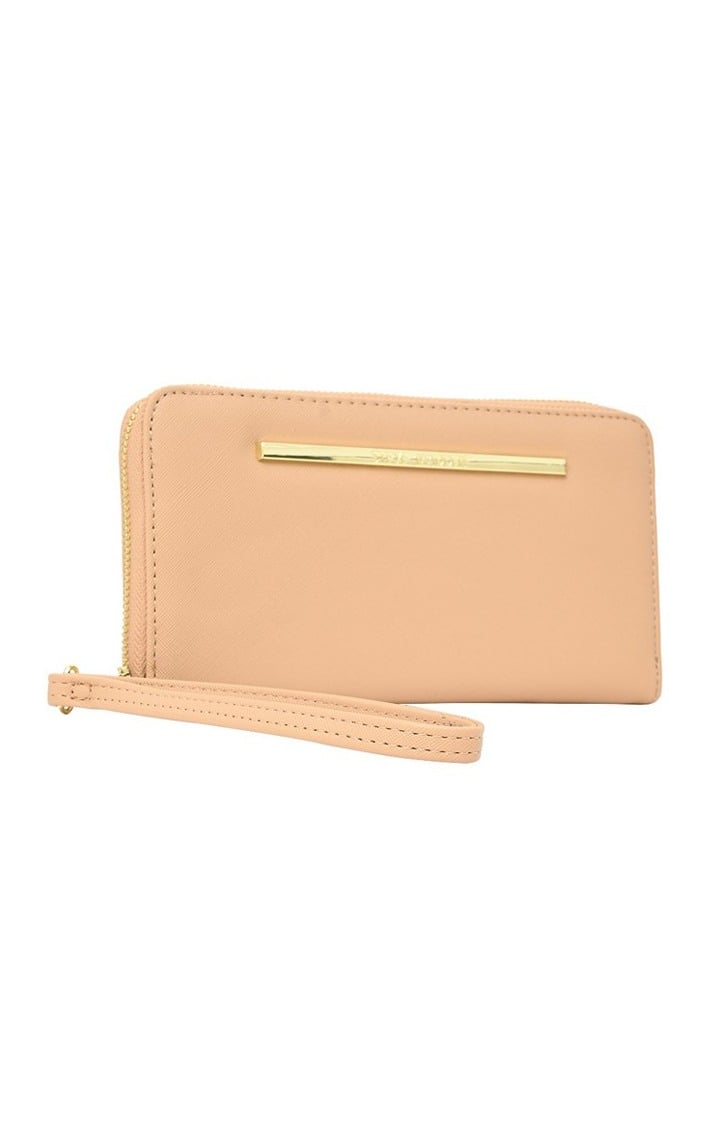 Bzippy Beige Handbags