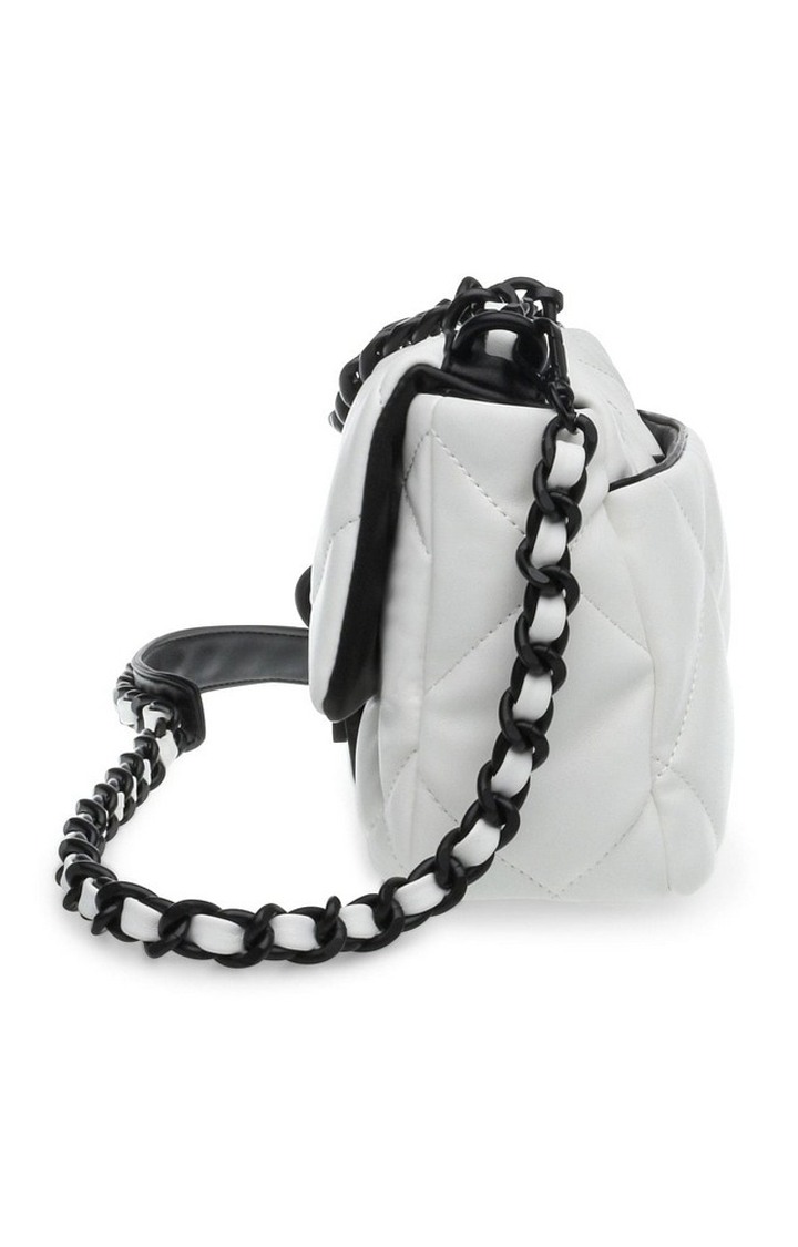 Bterra White Handbags