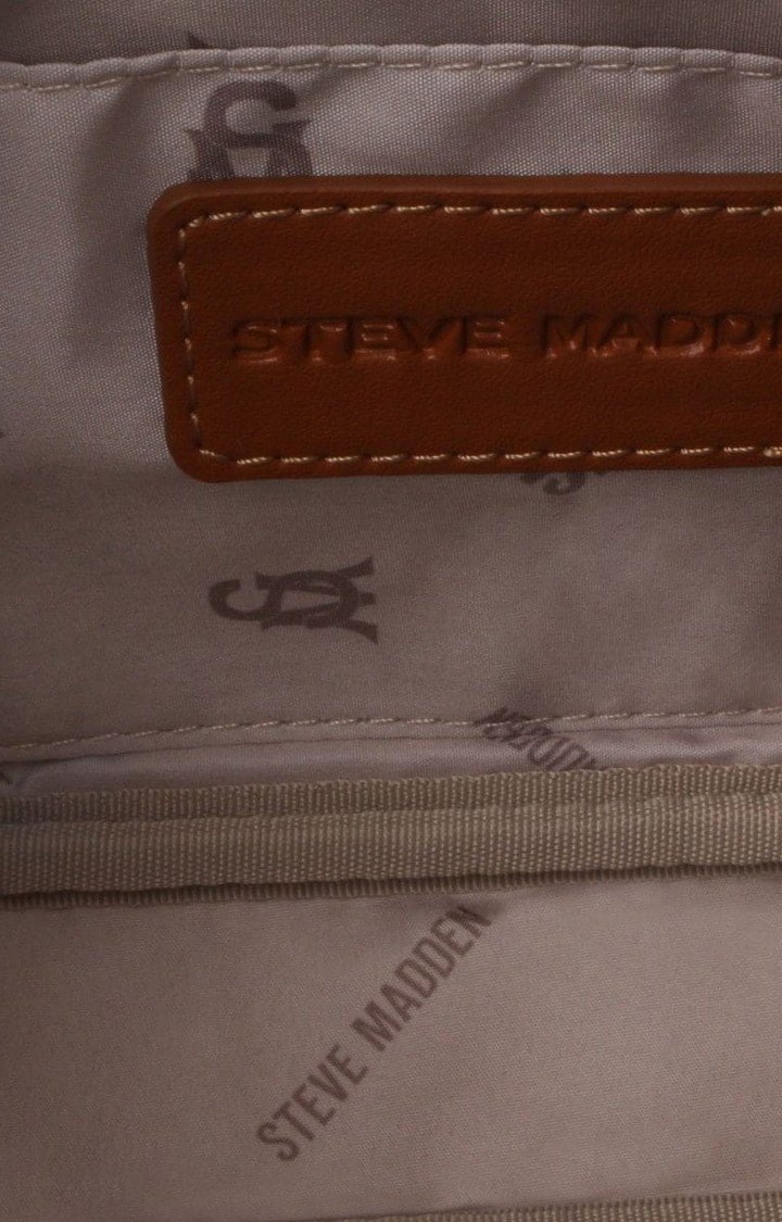 Bsisterl White Handbags