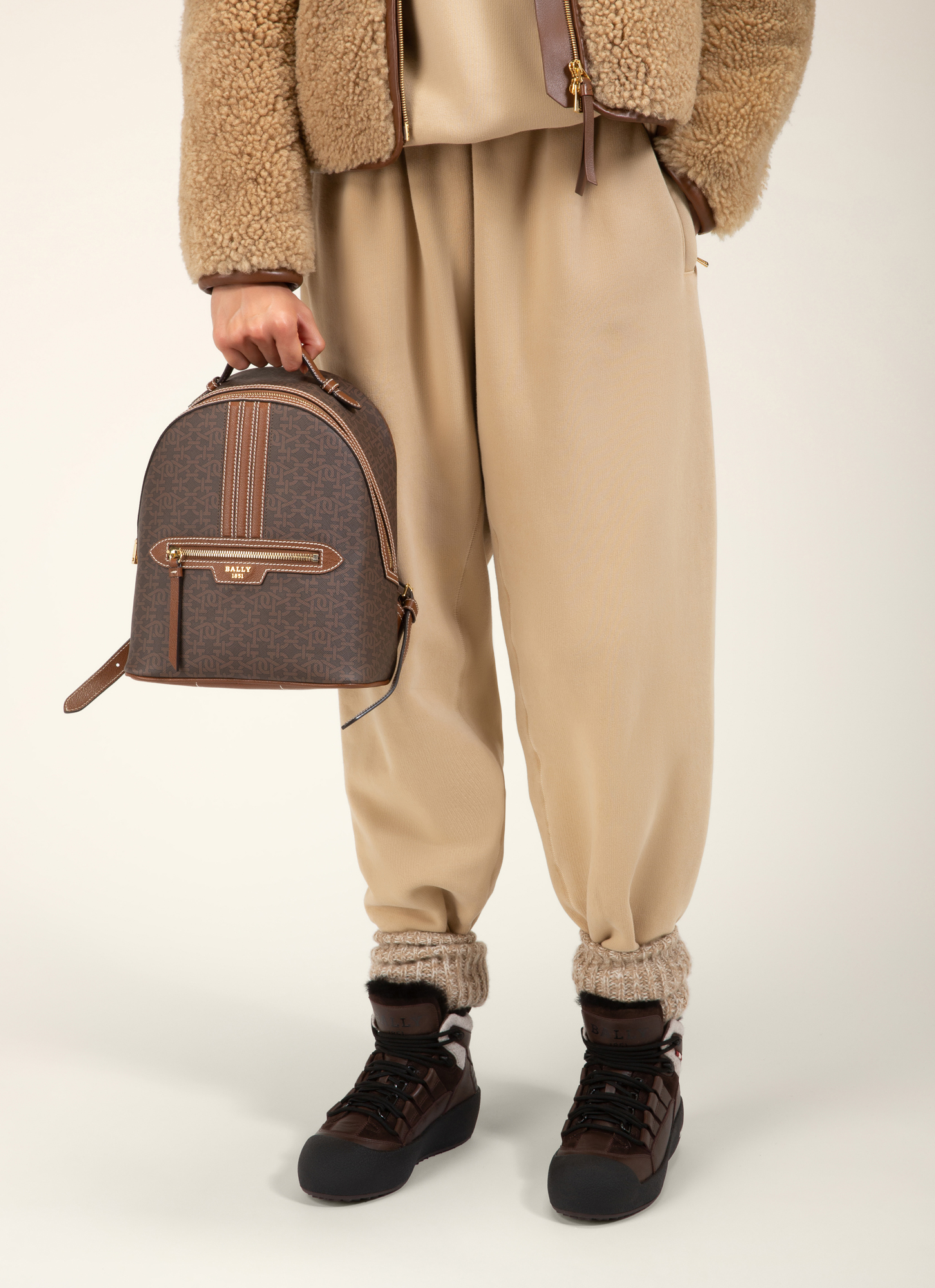 Daffi Tpu Backpack In Brown
