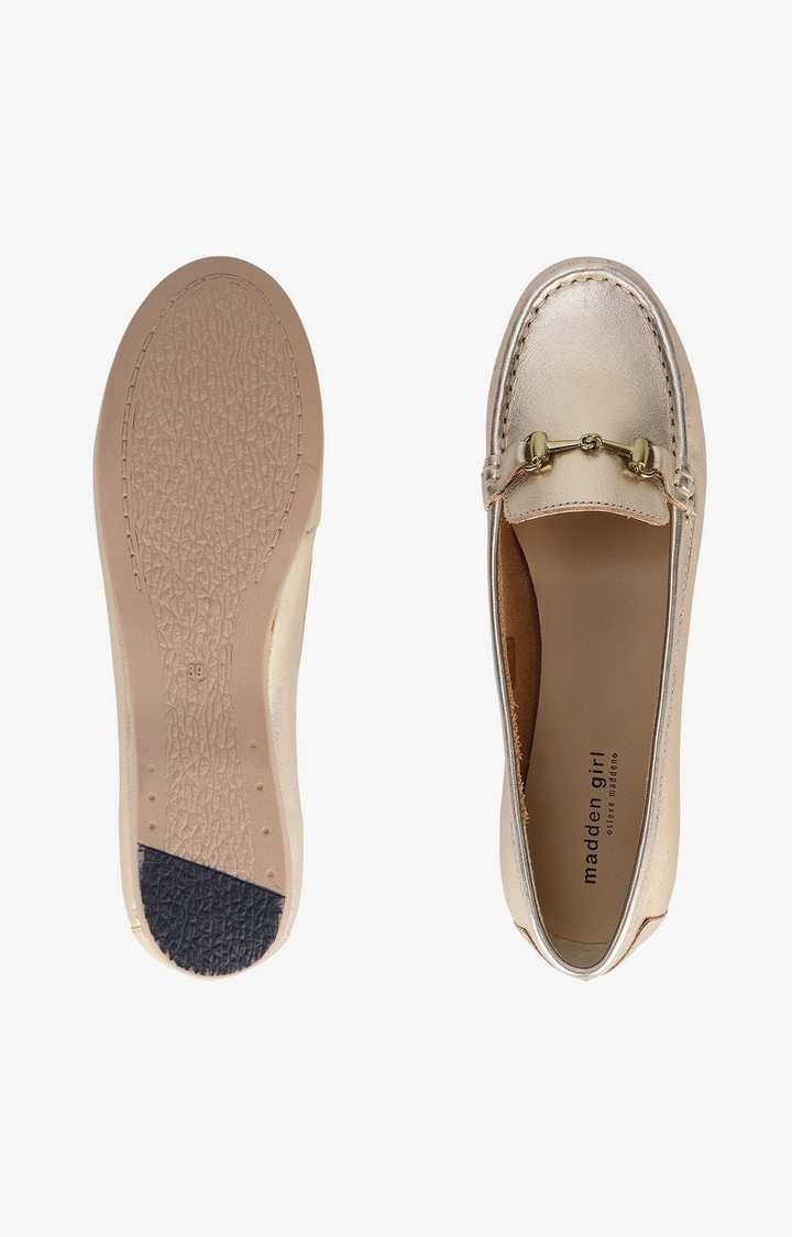 Sm-1312 Gold Closed Flats & Ballerinas