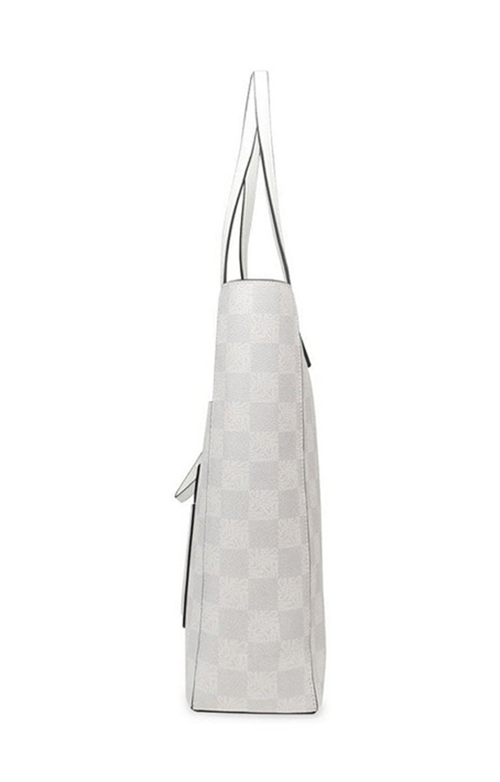 Bkimlogo White Handbags
