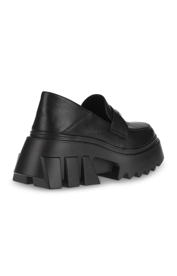 Hizziee Black Closed Flats & Ballerinas