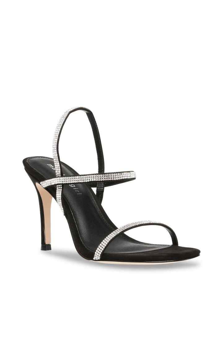 Wise-R Black Heel Sandals