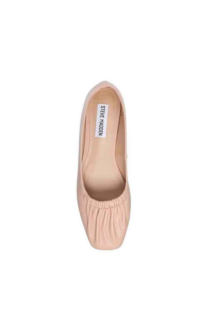 Quaint Pink Closed Flats & Ballerinas