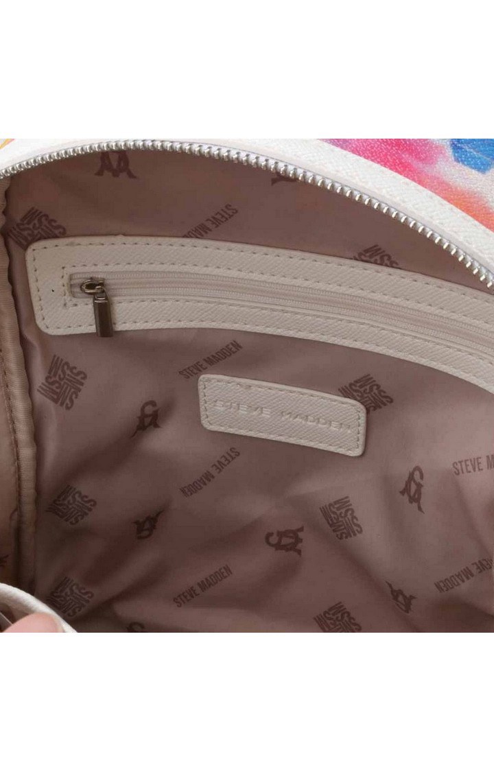 Bpond White Handbags