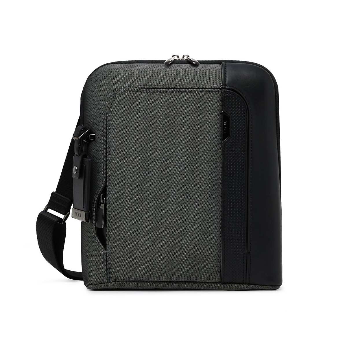 https://cdn.fynd.com/v2/falling-surf-7c8bb8/fyprod/wrkr/products/pictures/item/free/original/000000410309916001/aaJZa02g-W-000000410309916001_1.jpeg