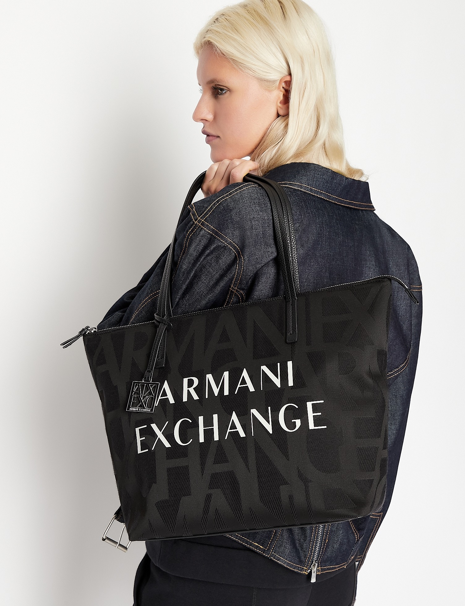 Armani exchange hotsell qcm