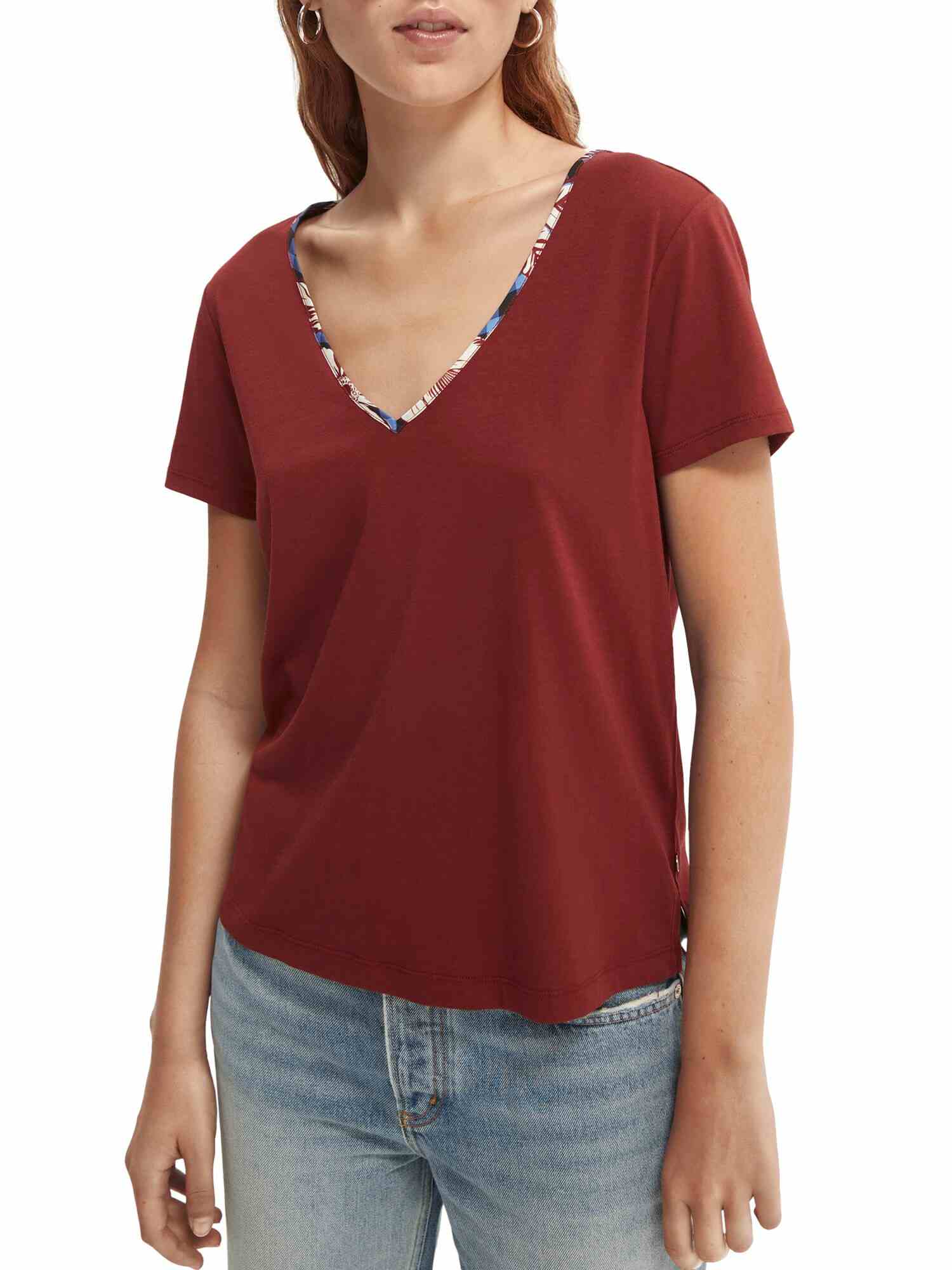 https://cdn.fynd.com/v2/falling-surf-7c8bb8/fyprod/wrkr/products/pictures/item/free/original/000000410313341004/f-MoYJmCWbe-1646914606_5.jpg