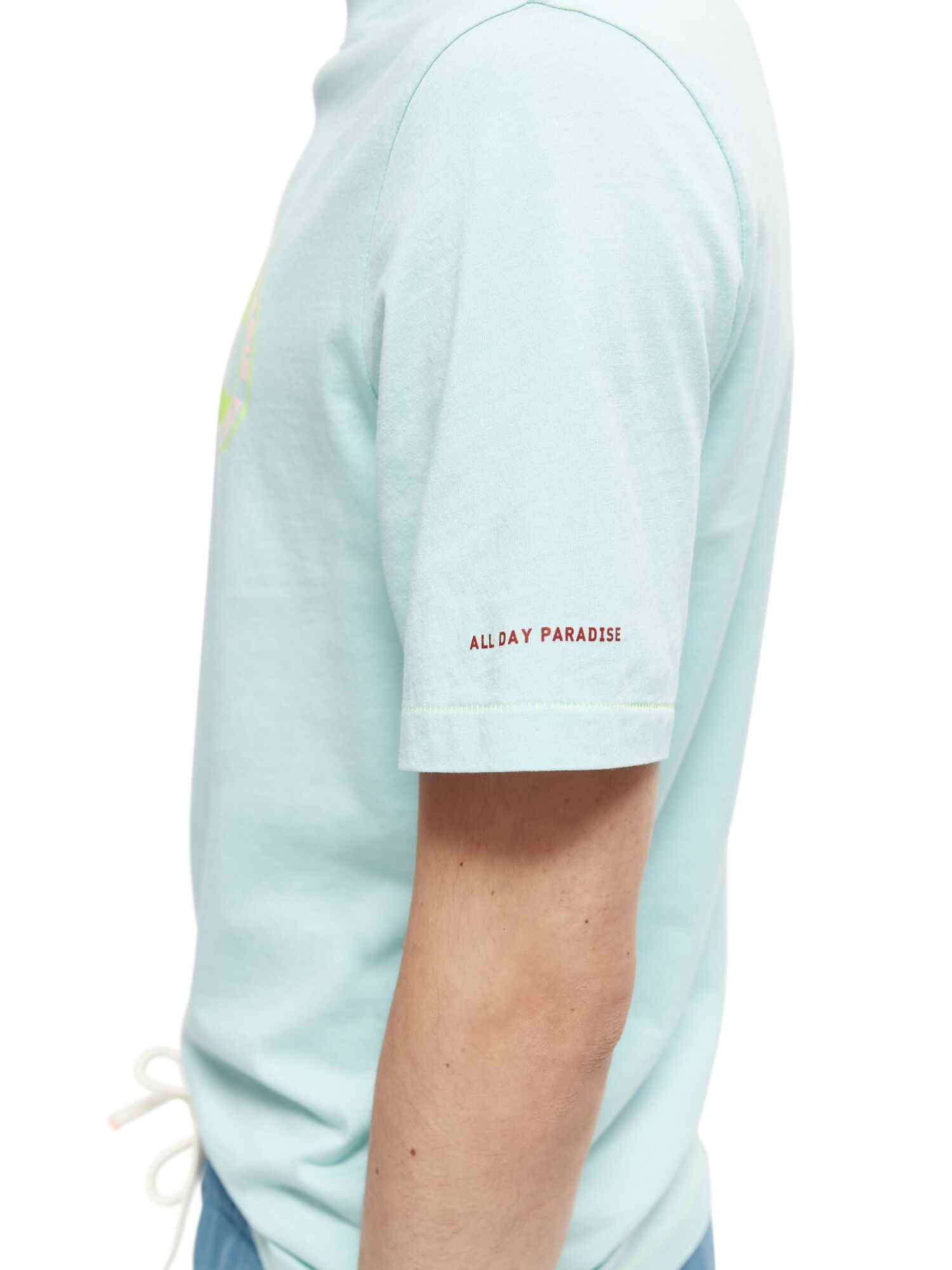 https://cdn.fynd.com/v2/falling-surf-7c8bb8/fyprod/wrkr/products/pictures/item/free/original/000000410313614010/uRZVPGhjks-166062514_7.jpg